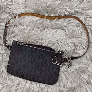 michael kors fanny pack